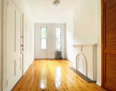 155 India Street, Brooklyn, NY 11222