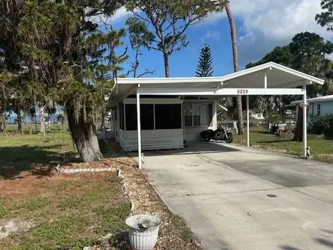 6229 Coach house Cr, Ruskin, FL 33570