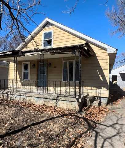 3121 East Carpenter Street, Springfield, IL 62702