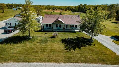 6350 SE Sanders Road, Cameron, MO 64429