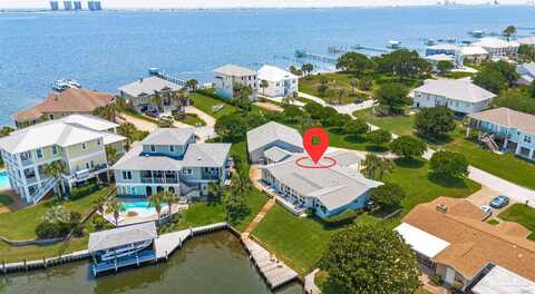 1050 Edgewater Ln, Gulf Breeze, FL 32563
