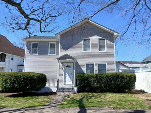 271 Monument Avenue, Wyoming, PA 18644