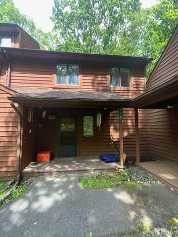 328 Crewe Court, Bushkill, PA 18324