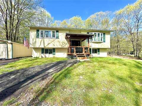 511 Sylvester Dr. Drive, Long Pond, PA 18334