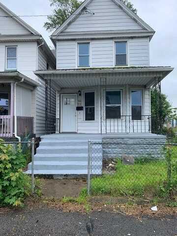 886 Scanlon Avenue, Scranton, PA 18508
