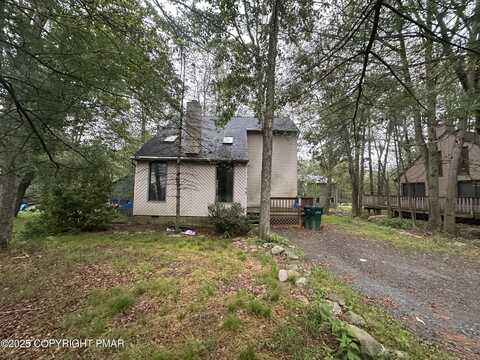 485 Country Place Drive, Tobyhanna, PA 18466