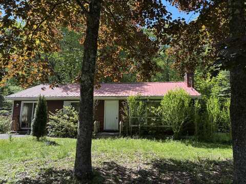 2533 Holly Lane, Kunkletown, PA 18058