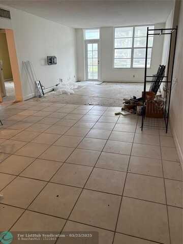 2851 S Ocean Blvd, Boca Raton, FL 33432