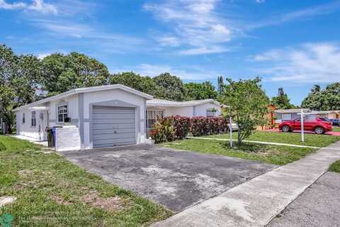 3960 NW 45th Ave, Lauderdale Lakes, FL 33319