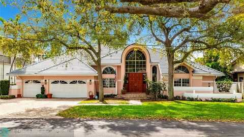 2342 NE 26th St, Lighthouse Point, FL 33064
