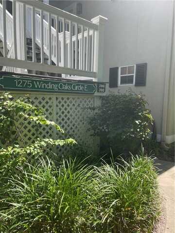 1275 Winding Oaks Circle E, Vero Beach, FL 32963