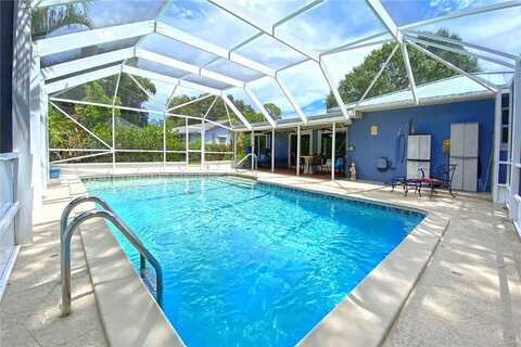 1325 42nd Avenue, Vero Beach, FL 32960