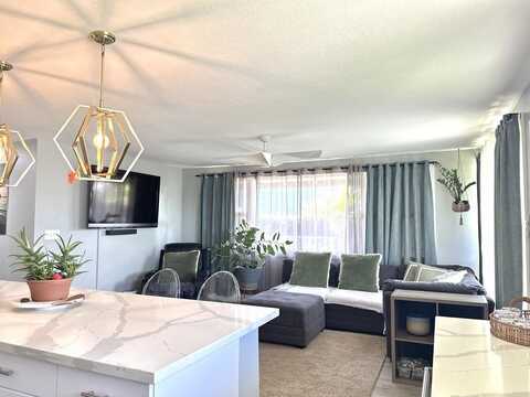 550 Kailana St, Wailuku, HI 96793