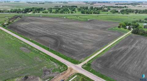 Cleveland St, Lennox, SD 57039
