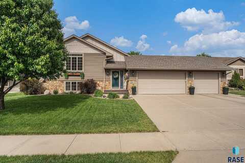 1617 S Mary Beth Ave, Sioux Falls, SD 57106