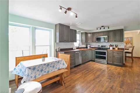 1133 Gauguin Drive, Virginia Beach, VA 23454