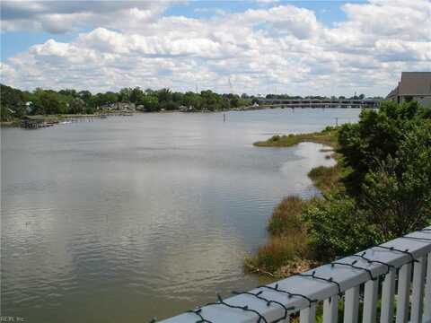 240 Dockside Drive, Hampton, VA 23669