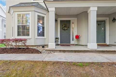 571 Seahorse Run, Chesapeake, VA 23320