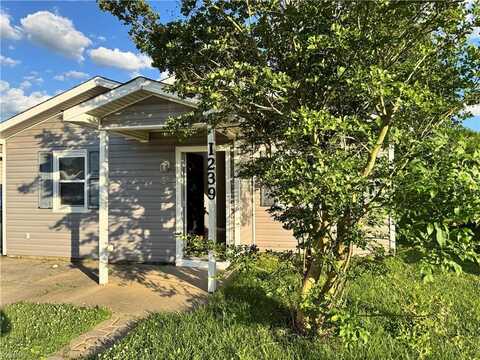 1239 New Land Drive, Virginia Beach, VA 23453