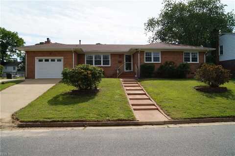 9 Chowning Drive, Hampton, VA 23664