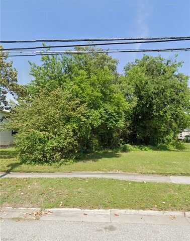 2810 ROANOKE Avenue, Newport News, VA 23607