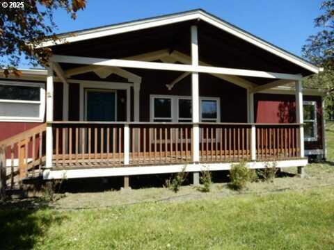 688 N MOSS ST, Lowell, OR 97452