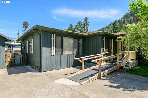 47693 RAINBOW CT, Oakridge, OR 97463