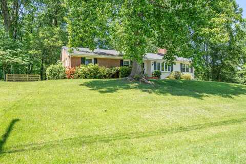 5225 Carriage DR, Roanoke, VA 24018