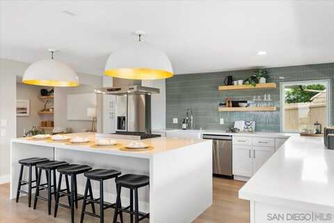 2437 Burgener Blvd, San Diego, CA 92110