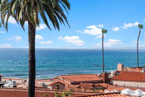 7982 Roseland Dr, La Jolla, CA 92037
