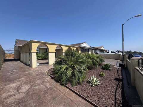 1435 Ava St, San Diego, CA 92114