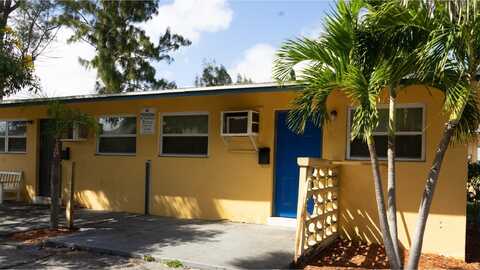 5409 Pinewood Avenue, West Palm Beach, FL 33407