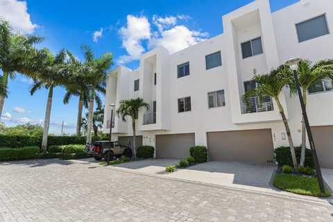 4021 NW 18th Way, Boca Raton, FL 33431