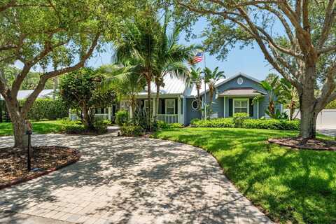 10 Copaire Road, Sewalls Point, FL 34996