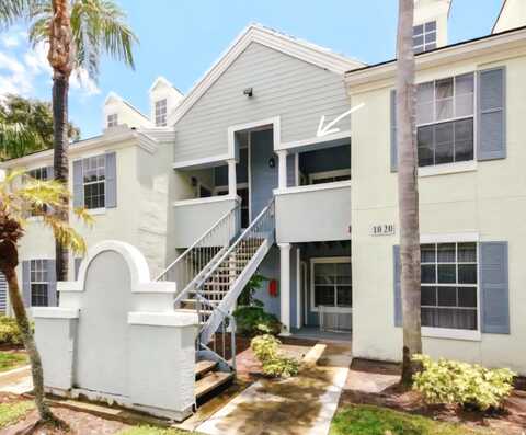 1020 Crystal F Way, Delray Beach, FL 33444