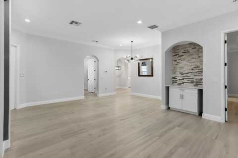 6365 Bella Circle, Boynton Beach, FL 33437