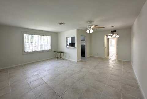 72 Canterbury C, West Palm Beach, FL 33417