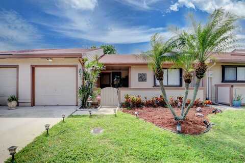 7 Farnworth Drive, Boynton Beach, FL 33426