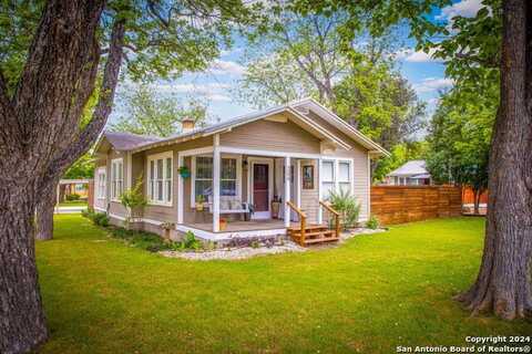 209 S Live Oak, New Braunfels, TX 78130