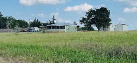 140 Ronnie Road, La Grange, TX 78945