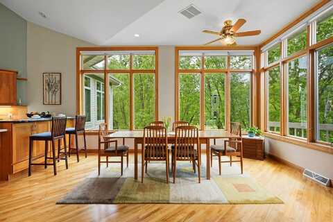 3301 Conservancy Lane, Middleton, WI 53562