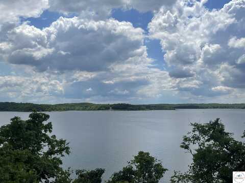26835 Carefree, Warsaw, MO 65355
