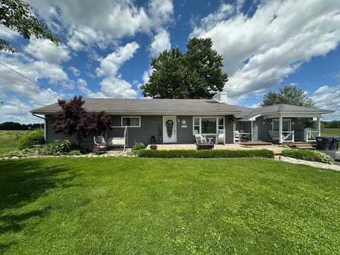 9517 E SR 250, Canaan, IN 47224