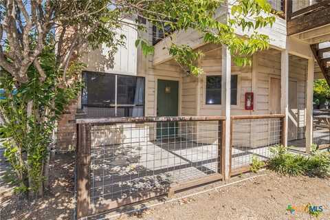 421 W San Antonio Street, San Marcos, TX 78666