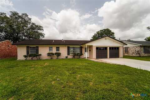 103 Royal Drive, Victoria, TX 77901