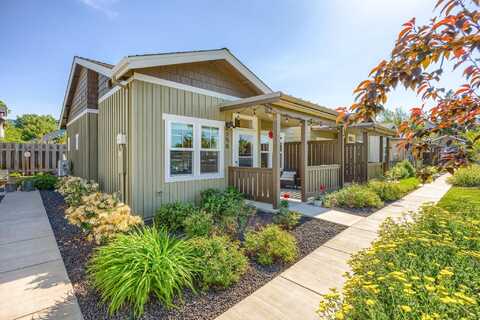 158 Mountain View Drive, Ashland, OR 97520