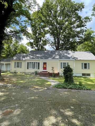 1036 Virginia Avenue, Clarksville, VA 23924