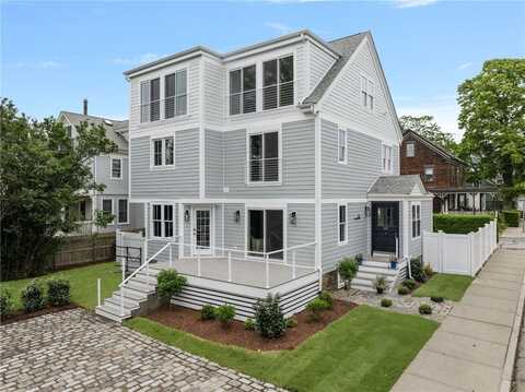 104 Second Street, Newport, RI 02840