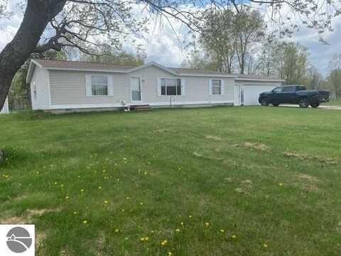 10559 Rosted Road, Lake City, MI 49651