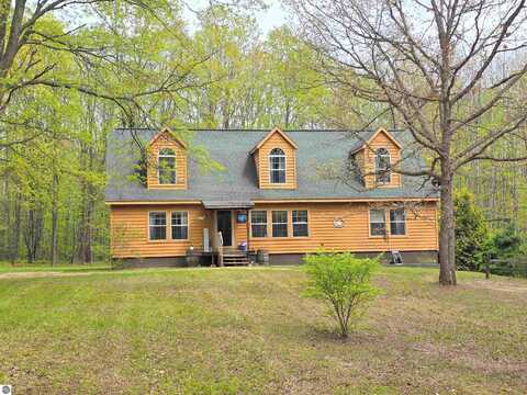 1470 N Al Moses Road, Lake City, MI 49651